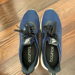 Adidas “Bounce” size 11 Mens sneakers. Worn twice. Like new. Comfy!